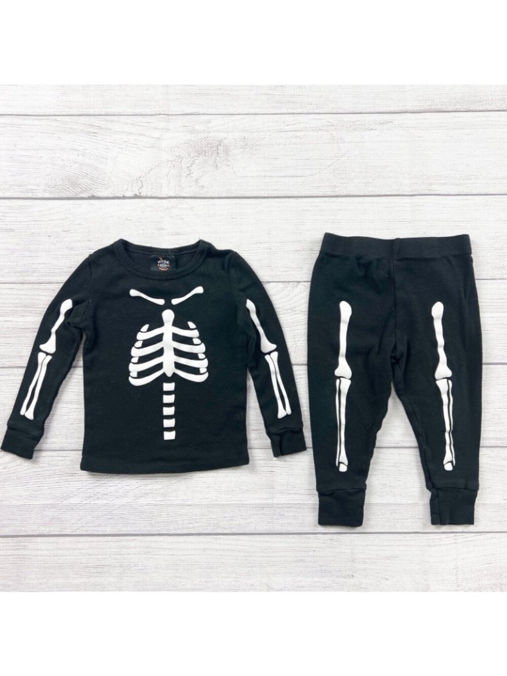 Hyde & Eek! Toddler Pajamas Set Skeleton Design Black Halloween 12-18 Months - Picture 3 of 4